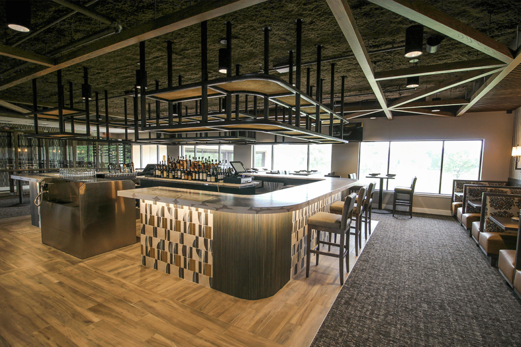 Convenient location to Lake Bluff Grille restaurant & bar